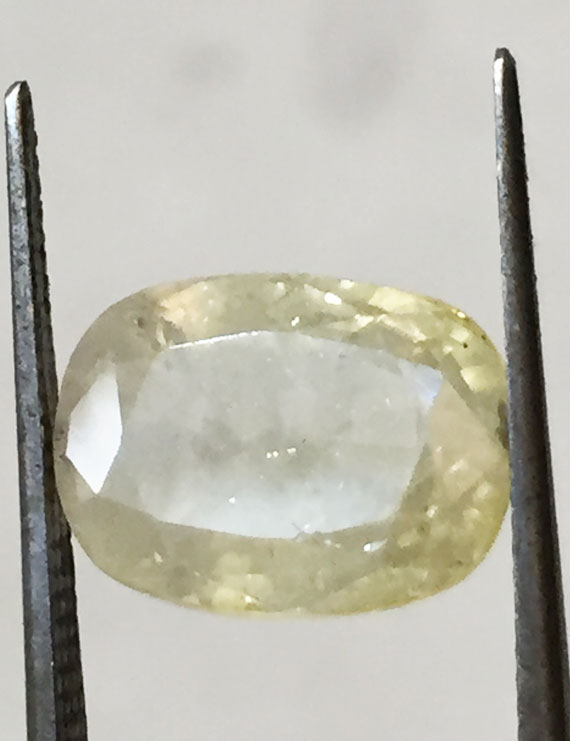 6.33 ct/7.00 ratti Natural Certified Ceylon Pukhraj/Yellow Sapphire — Buy Online India | Gemshub